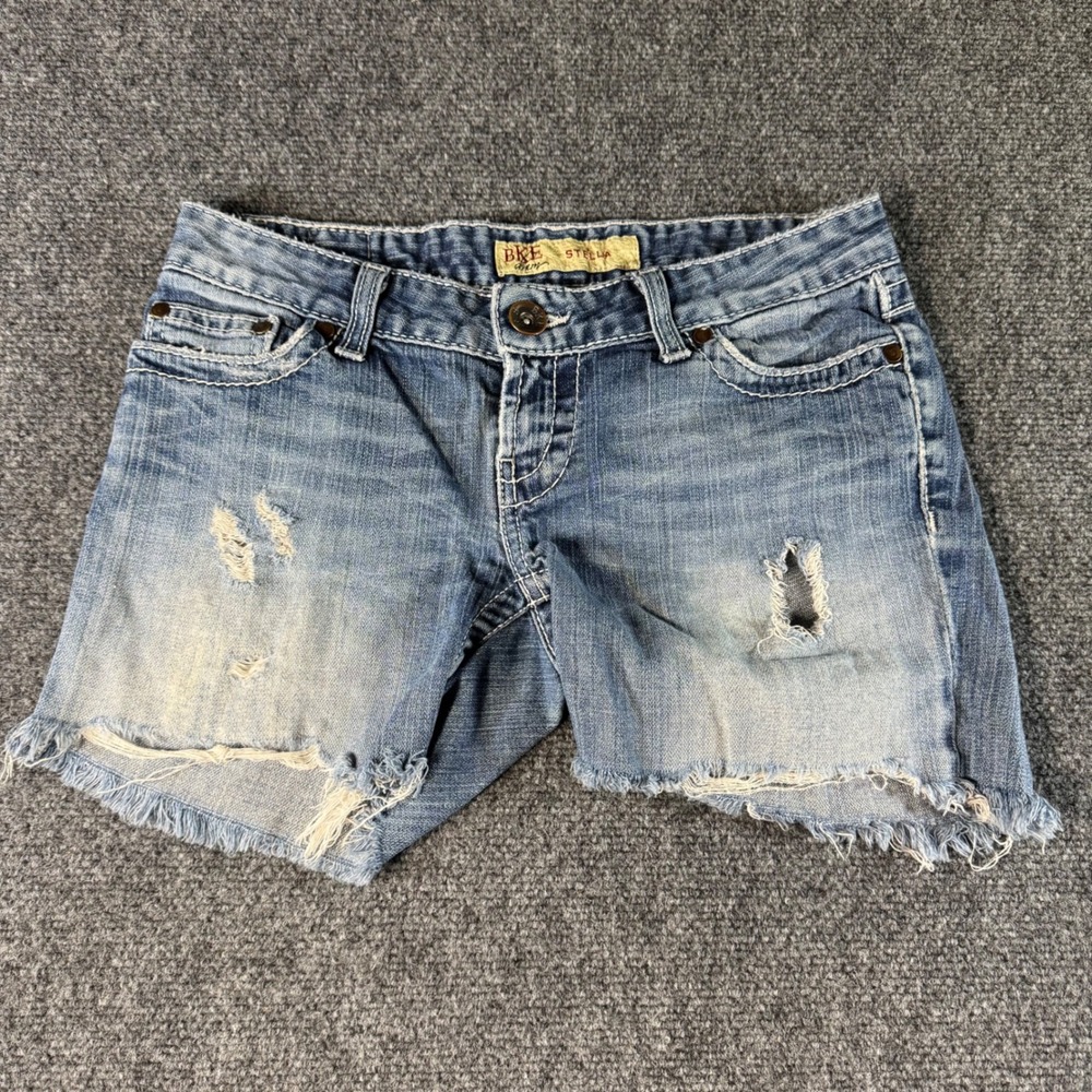 BKE Stella Distressed Denim Shorts Womens 26 Medium Wash Low Rise Frayed Hem